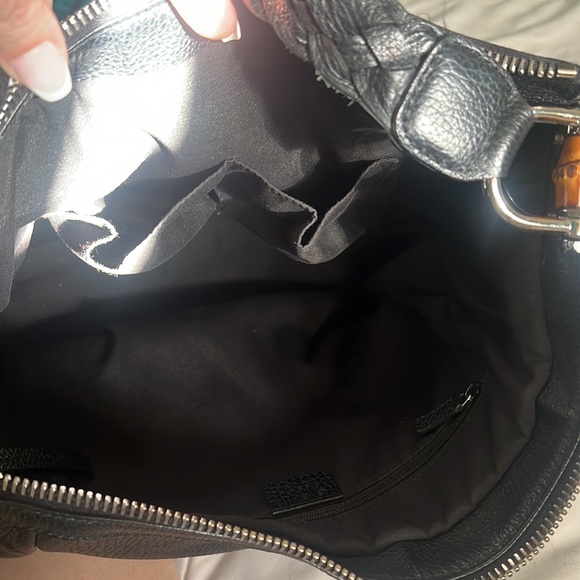 🖤✨Authentic Gucci large leather Bamboo Bar accent shoulder bag🖤✨ - Picture 7 of 16
